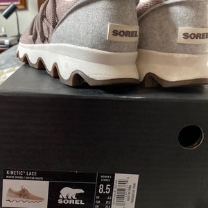 Sorel kinetic lace mauve vapor size 8.5.